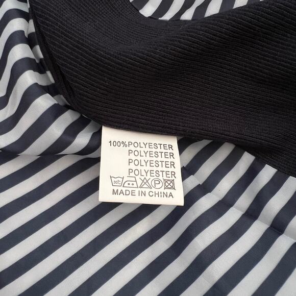 Cashew Flower Sherven X. Quilted Lightweight Womens Navy Blue Jacket Sz 40 USA 8 - Picture 13 of 15